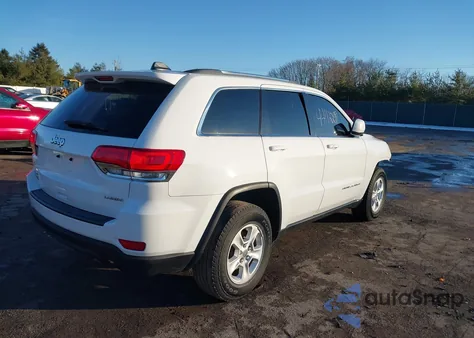 2015 Jeep Grand Cherokee Laredo z USA, uszkodzony, nr VIN 1C4RJFAG4FC766842